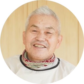 写真: オサム内装 小野社長