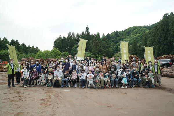 写真：第57期決算報告（IR報告）